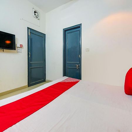 Hotel O Unique Delhi Home Stay New Delhi Exterior photo
