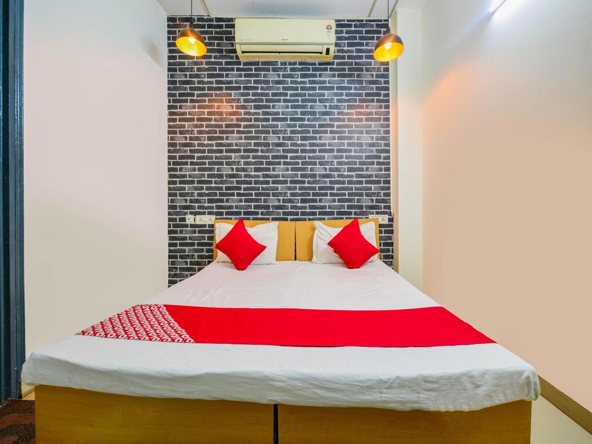Hotel O Unique Delhi Home Stay New Delhi Exterior photo